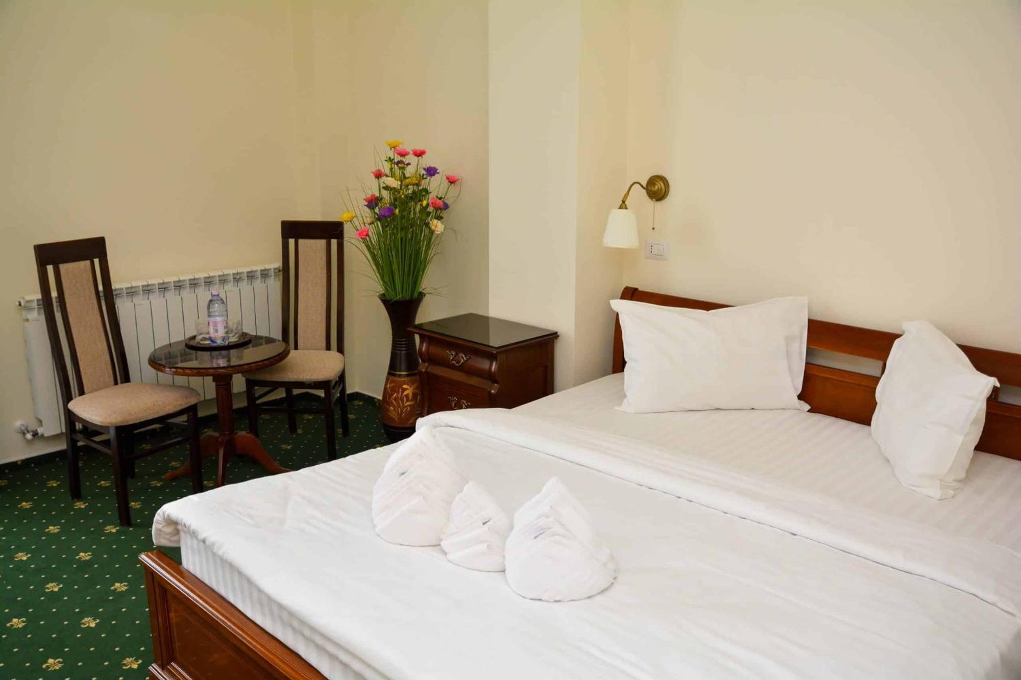 Green Park Boutique Hotel Focşani Eksteriør billede