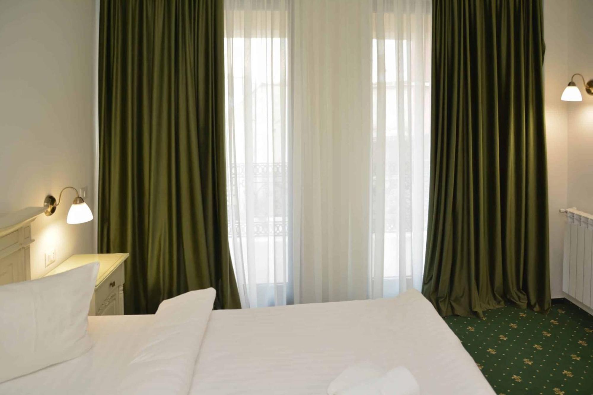 Green Park Boutique Hotel Focşani Eksteriør billede