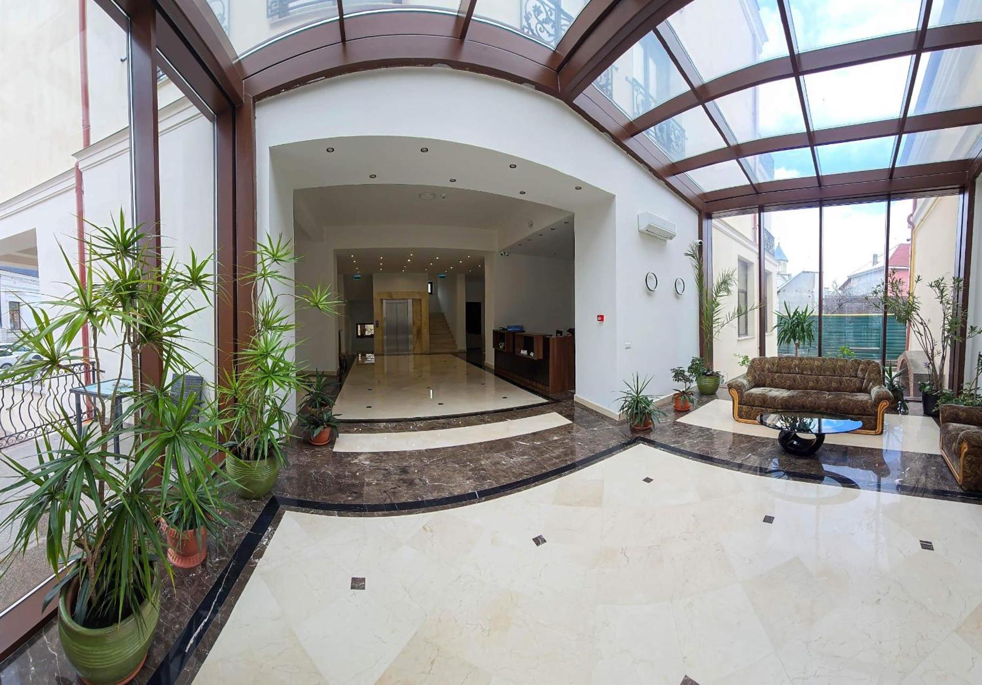 Green Park Boutique Hotel Focşani Eksteriør billede